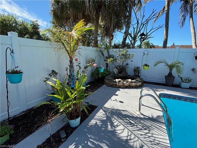 1749  45th SW TER, Naples, FL 34116