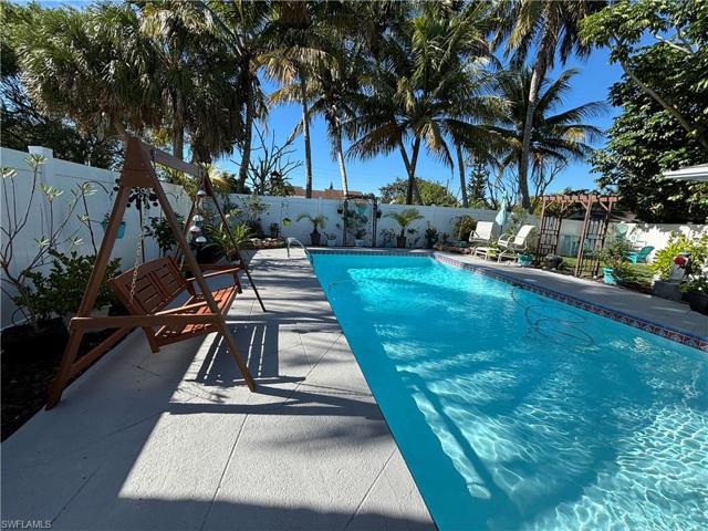 1749  45th SW TER, Naples, FL 34116
