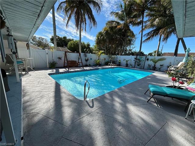 1749  45th SW TER, Naples, FL 34116