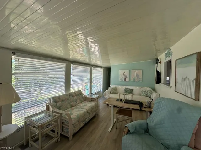 16 Jade Dr, Naples, Florida 34114