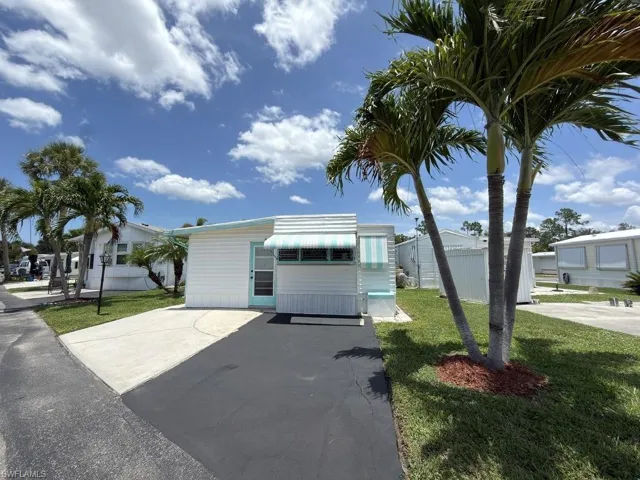 16 Jade Dr, Naples, Florida 34114