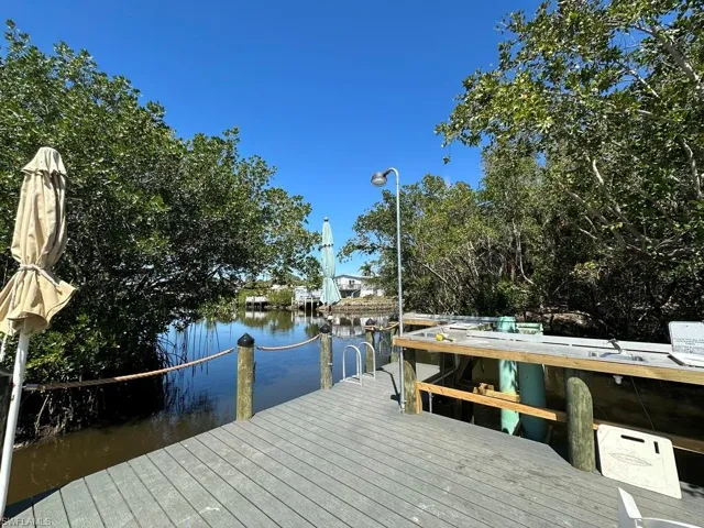 16 Jade Dr, Naples, Florida 34114