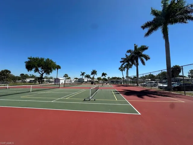 16 Jade Dr, Naples, Florida 34114