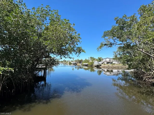 16 Jade Dr, Naples, Florida 34114