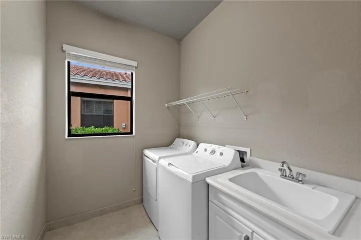 11952 Five Waters Cir, Fort Myers, Florida 33913