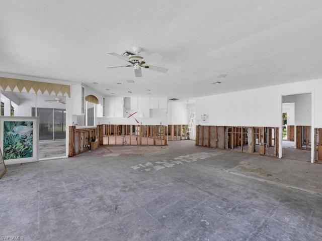 Family Room/Dining Area/Kitchen