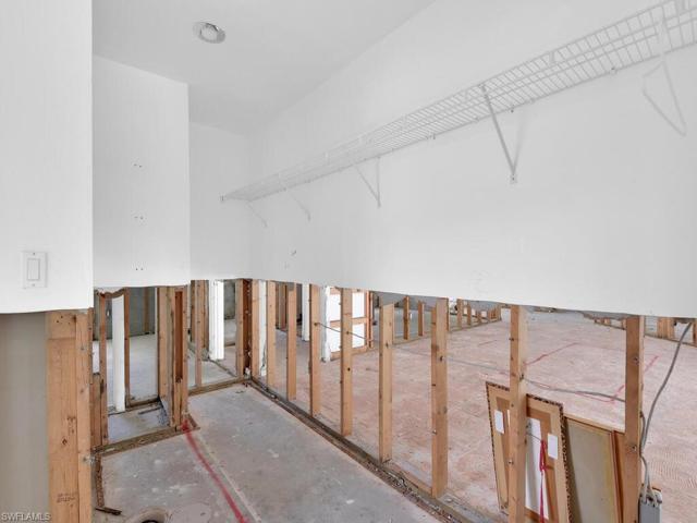Master Walk-IGuest Bathn Closet