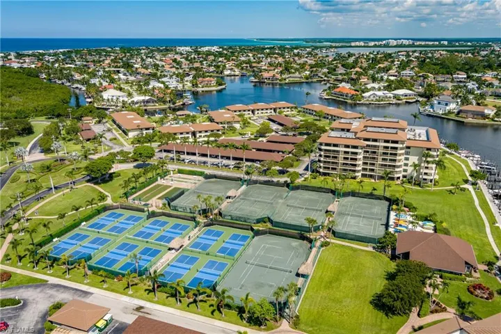 Pickleball, Tennis & Kayak Storage