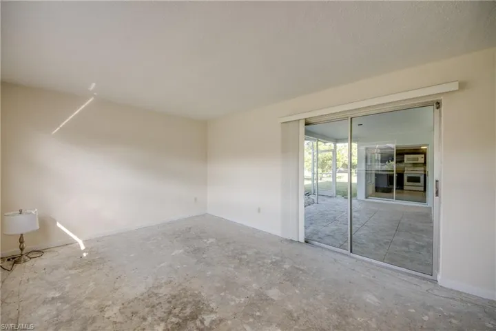 Slider Leads to Screened Lanai