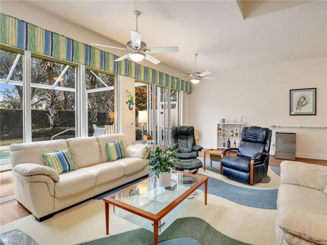 5934 Bermuda LN, NAPLES FL 34119