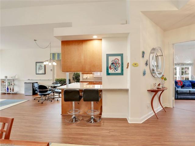 5934 Bermuda LN, NAPLES FL 34119