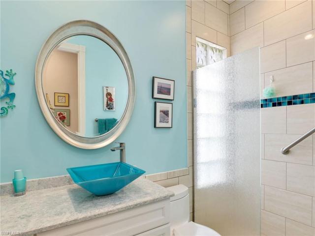 5934 Bermuda LN, NAPLES FL 34119