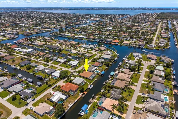 4920 Sw 1st Ct, Cape Coral, Florida 33914