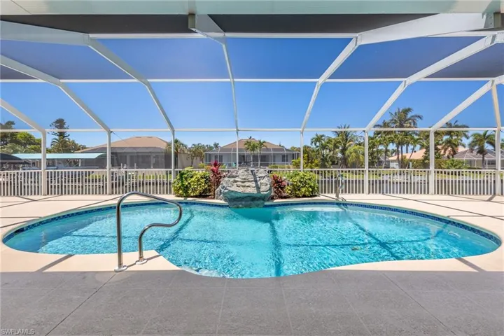 4920 Sw 1st Ct, Cape Coral, Florida 33914