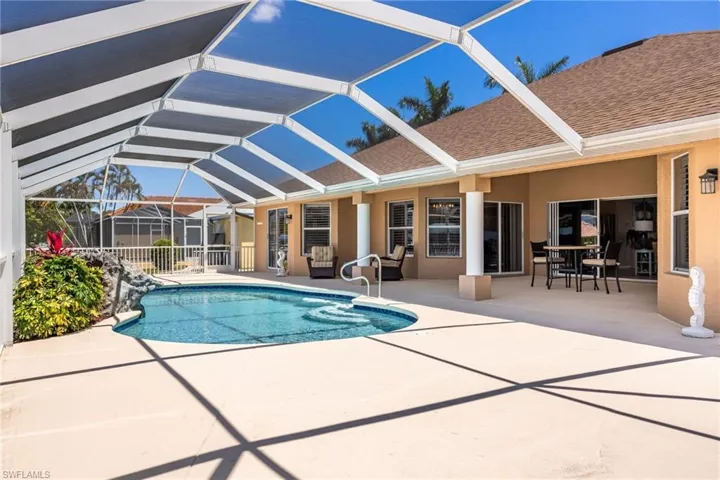 4920 Sw 1st Ct, Cape Coral, Florida 33914