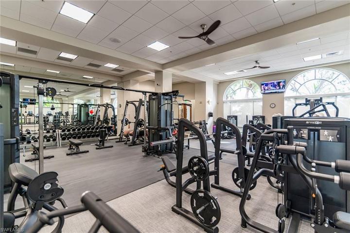 9219 Corfu CT # 202, NAPLES FL 34114