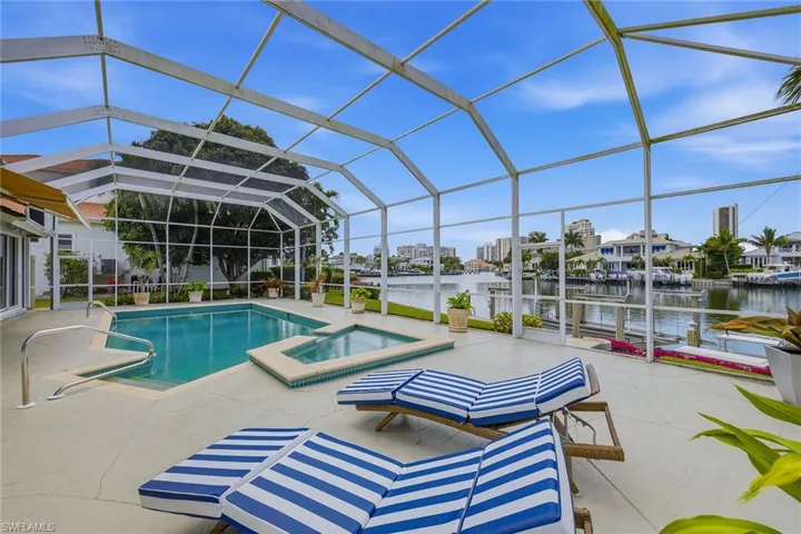 4459 Crayton Rd, Naples, Florida 34103