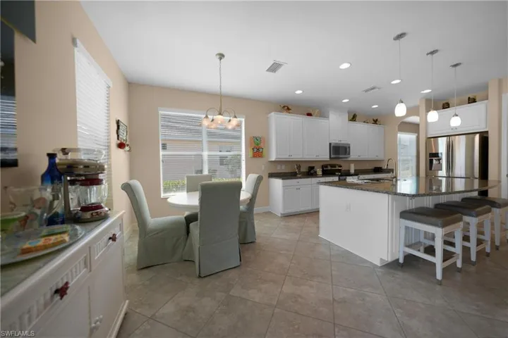 2647 Malaita CT, CAPE CORAL FL 33991