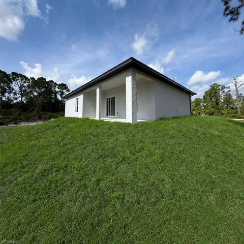 847 Genoa Ave S, Lehigh Acres, Florida 33974
