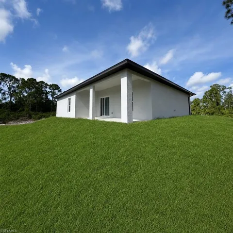 847 Genoa Ave S, Lehigh Acres, Florida 33974