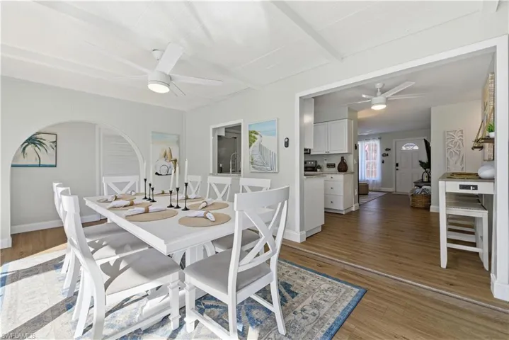 4690 Parrot Ave, Naples, Florida 34104