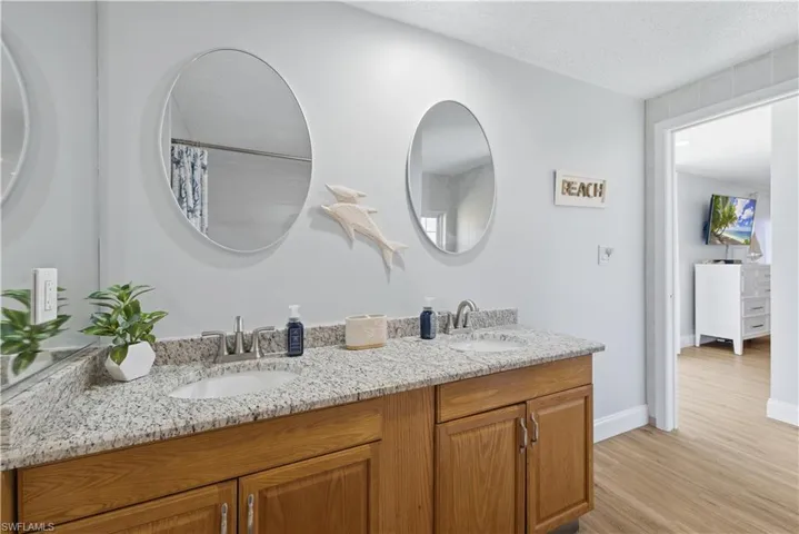 4690 Parrot Ave, Naples, Florida 34104