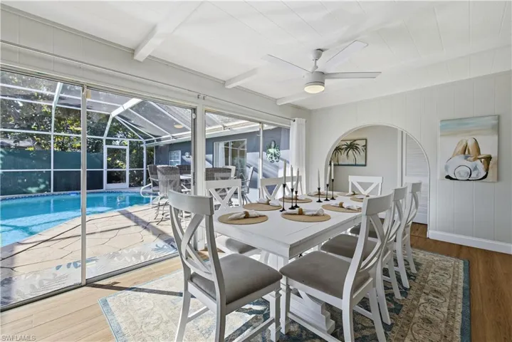 4690 Parrot Ave, Naples, Florida 34104