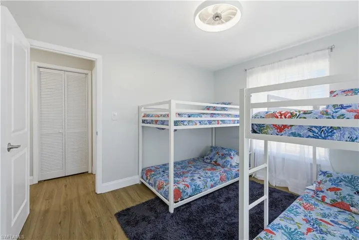 4690 Parrot Ave, Naples, Florida 34104