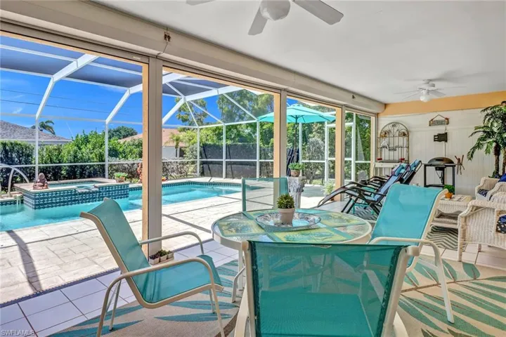 616 SE 30th  ST, Cape Coral, FL 33904