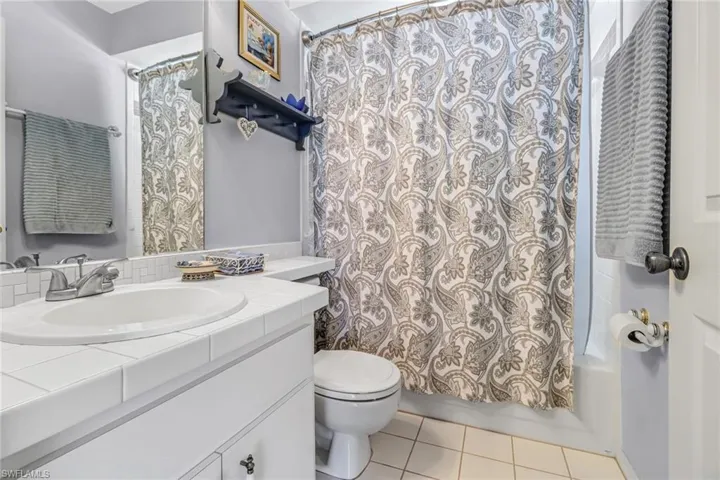 616 SE 30th  ST, Cape Coral, FL 33904