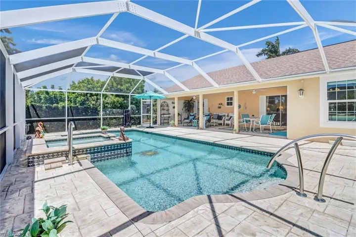 616 SE 30th  ST, Cape Coral, FL 33904