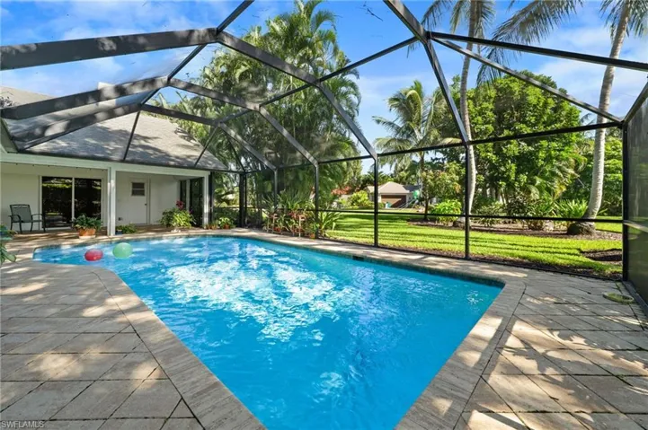 1929 Empress Ct, Naples, Florida 34110