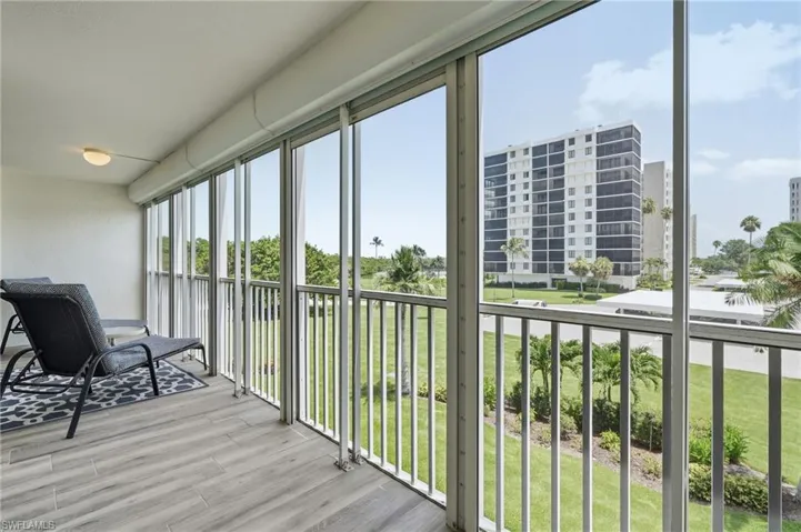 5 Bluebill Ave 308, Naples, Florida 34108