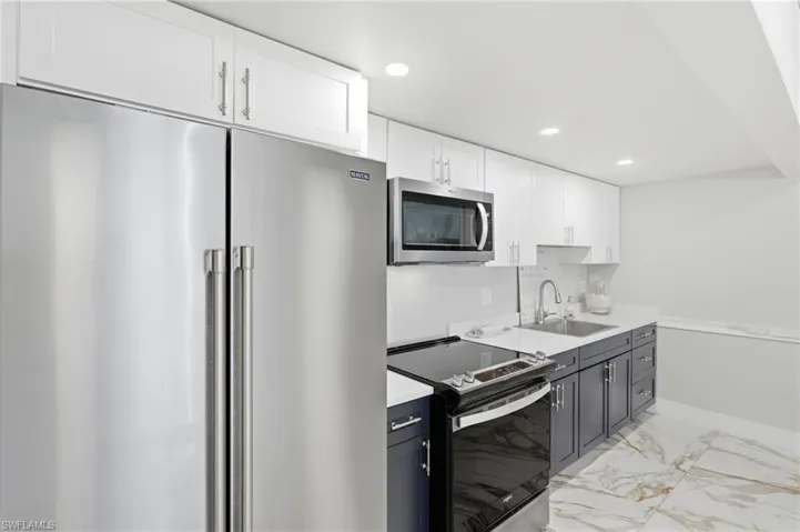 5 Bluebill Ave 308, Naples, Florida 34108