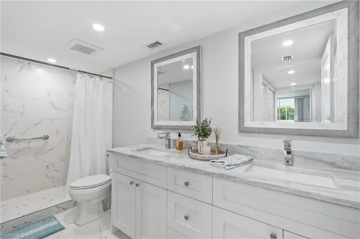 5 Bluebill Ave 308, Naples, Florida 34108