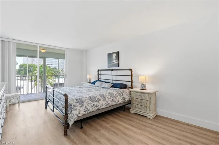 5 Bluebill Ave 308, Naples, Florida 34108