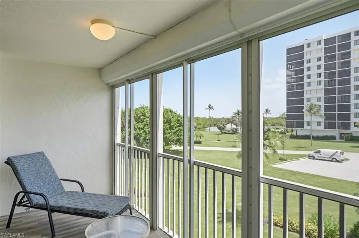 5 Bluebill Ave 308, Naples, Florida 34108