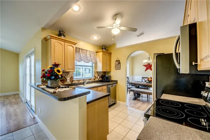 4202 NW 25th  ST, Cape Coral, FL 33993