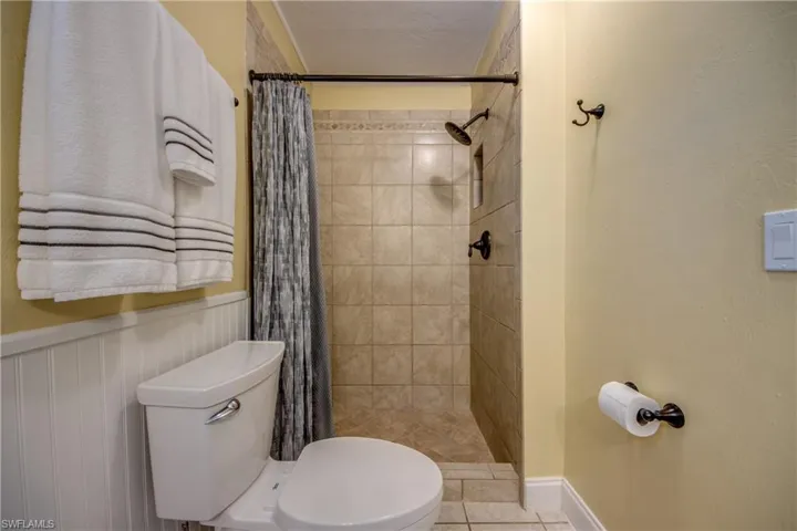 4202 NW 25th  ST, Cape Coral, FL 33993