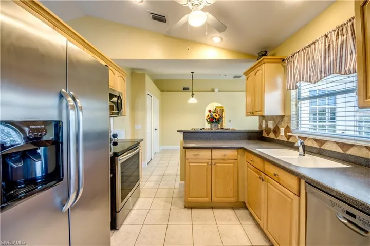 4202 NW 25th  ST, Cape Coral, FL 33993