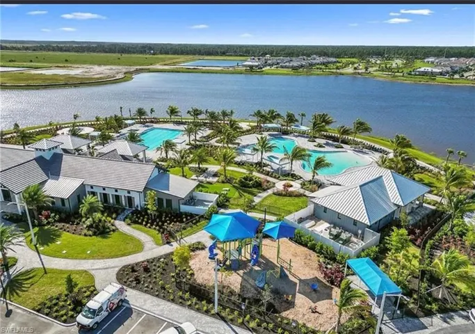 4580 Skysail Dr, Naples, Florida 34120