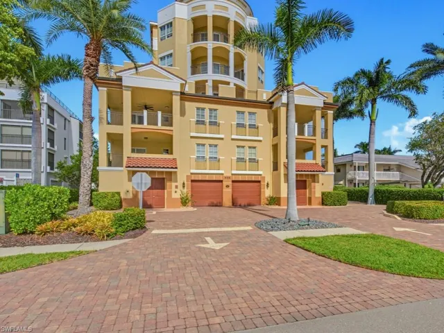 908 Panama Ct 405, Marco Island, Florida 34145