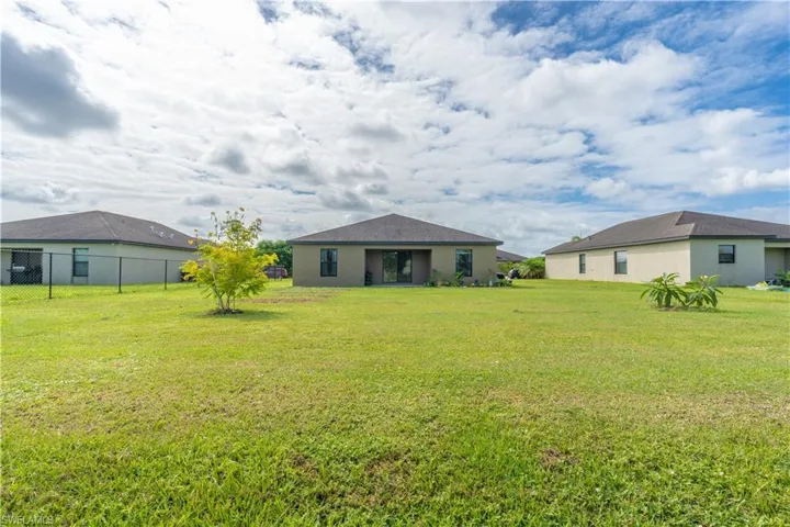 727 Morningview Ct, Lehigh Acres, Florida 33974