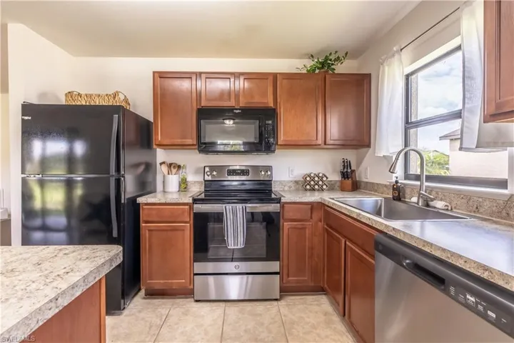 727 Morningview Ct, Lehigh Acres, Florida 33974