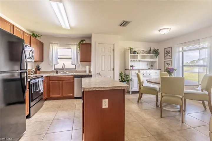 727 Morningview Ct, Lehigh Acres, Florida 33974
