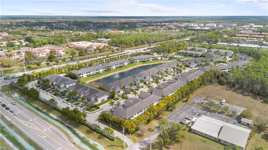6947 Avalon Cir 1907, Naples, Florida 34112