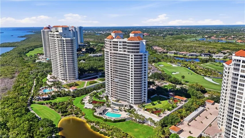 Aerial view of Estancia.