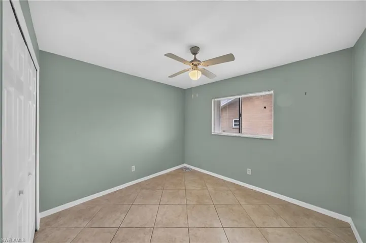1709 Sw 15th Pl, Cape Coral, Florida 33991