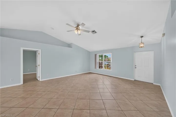 1709 Sw 15th Pl, Cape Coral, Florida 33991