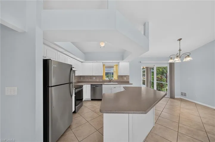 1709 Sw 15th Pl, Cape Coral, Florida 33991